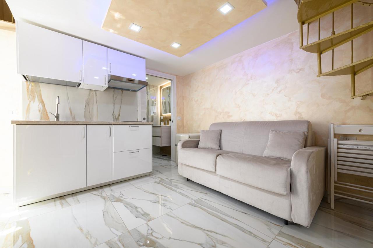 La Magnifica Napoli Apartments Gold House エクステリア 写真