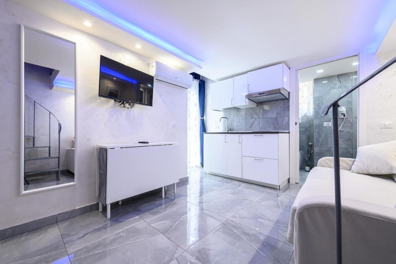 La Magnifica Napoli Apartments Gold House エクステリア 写真