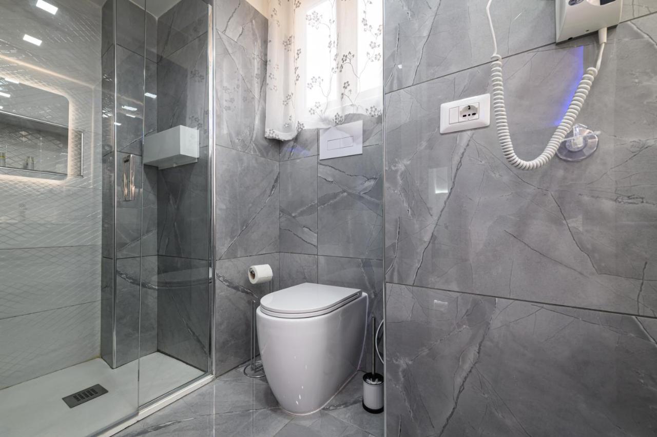 La Magnifica Napoli Apartments Gold House エクステリア 写真